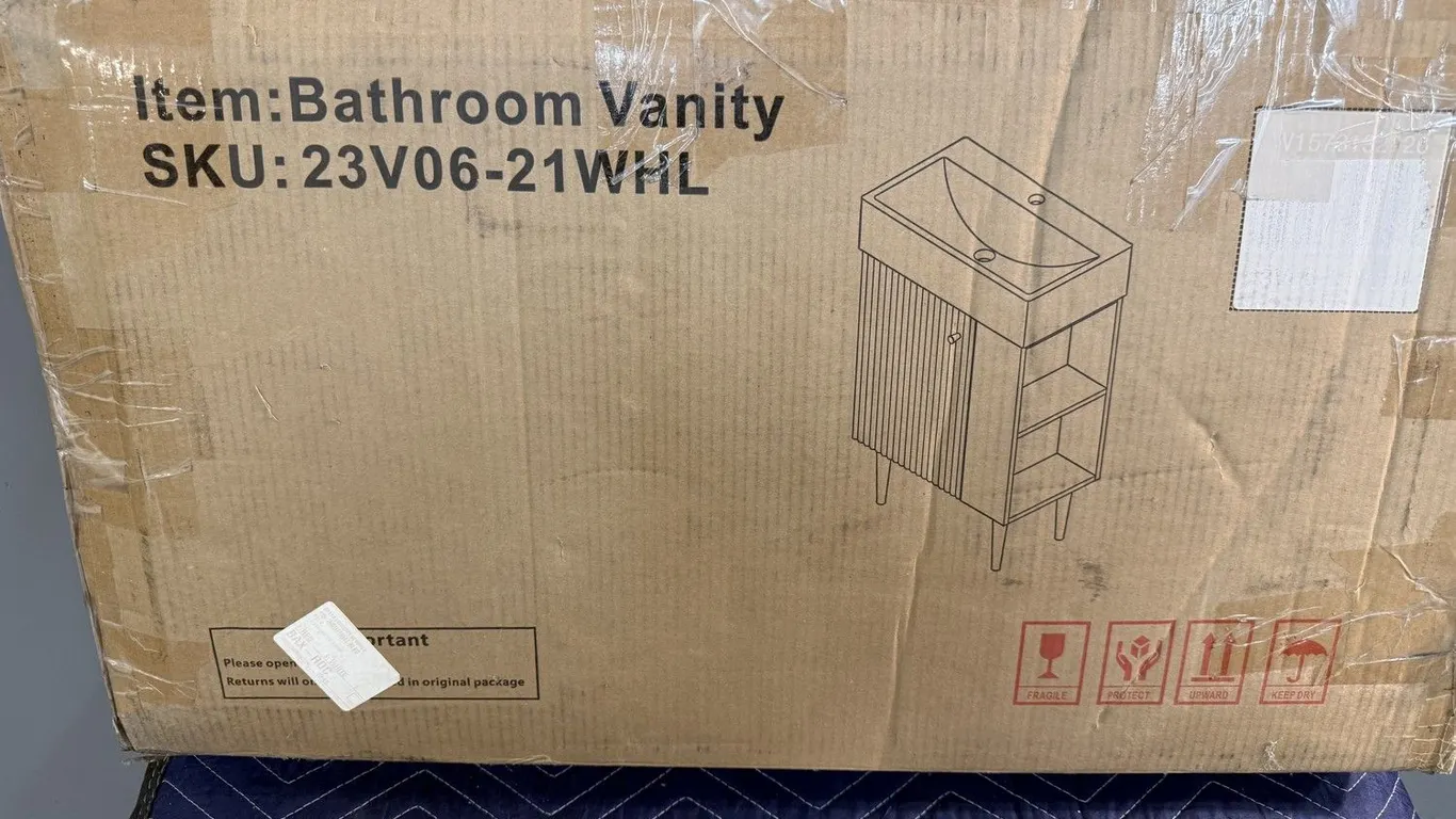 White Bathroom Vanity, Model 23V06-21WHL