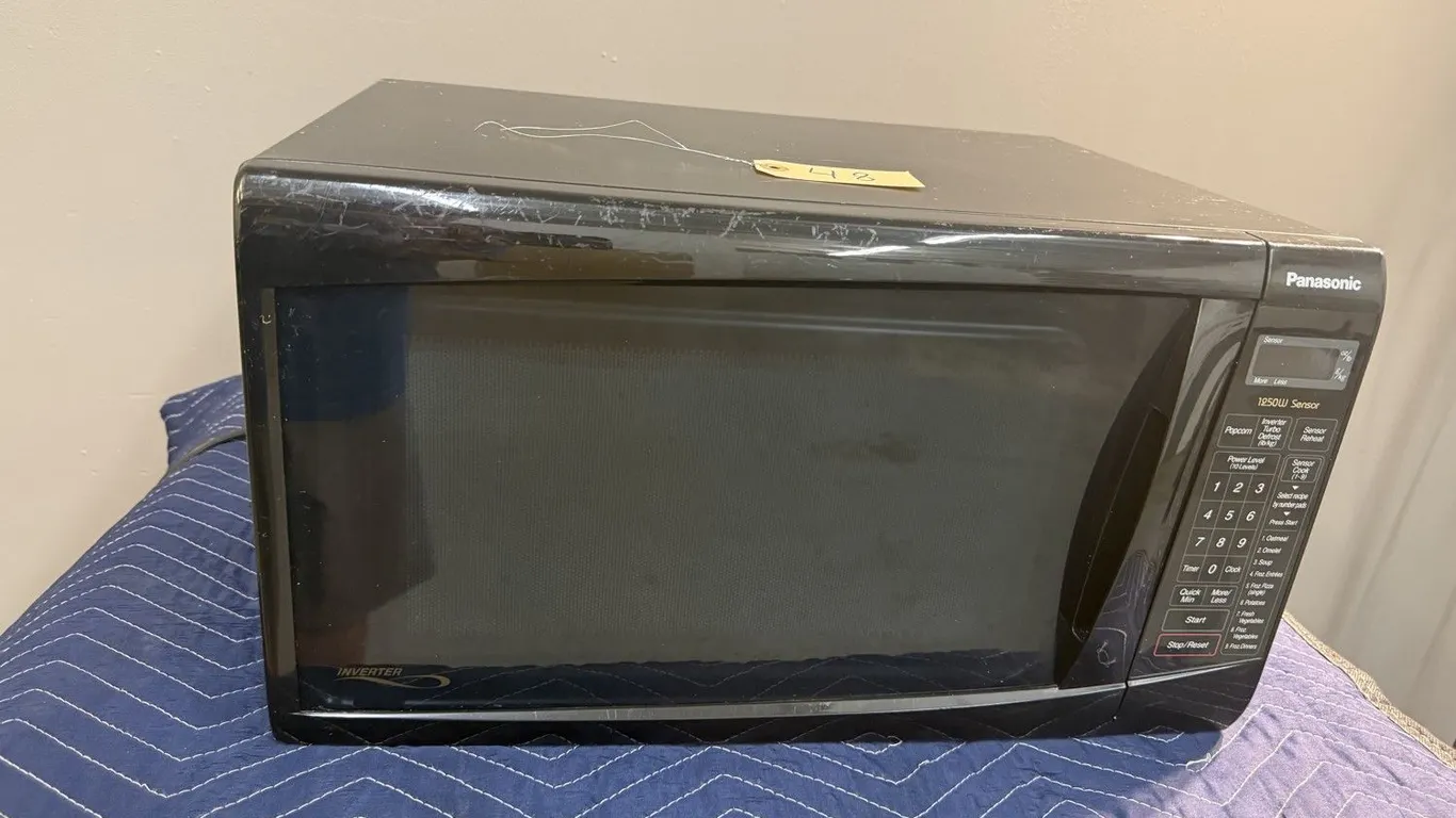 Panasonic 1250-Watt Countertop Microwave