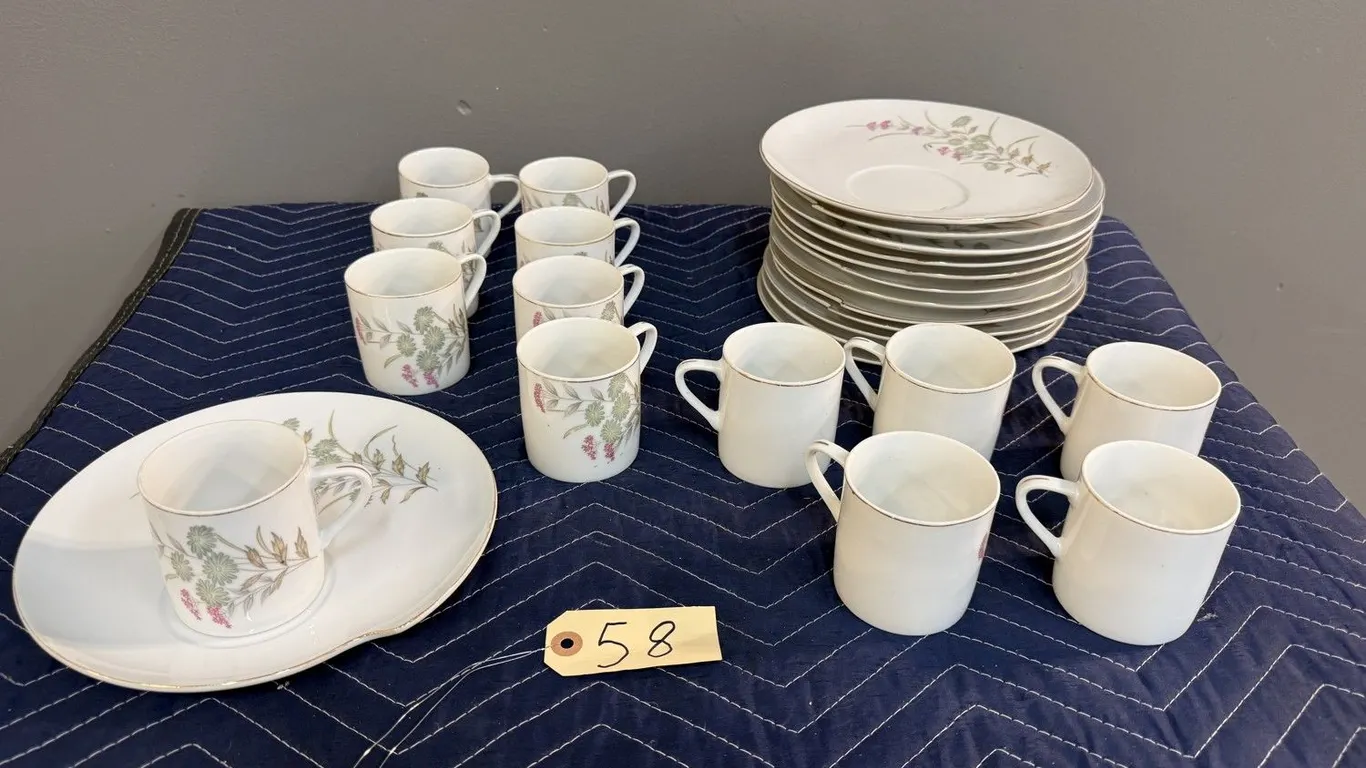 Floral Snack Plates and Cups