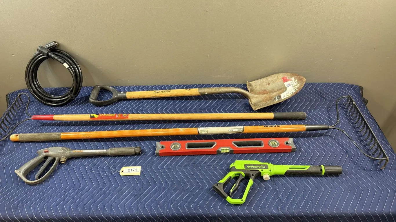 Shovels, Rake, Level and Pressure-Washer Accessories