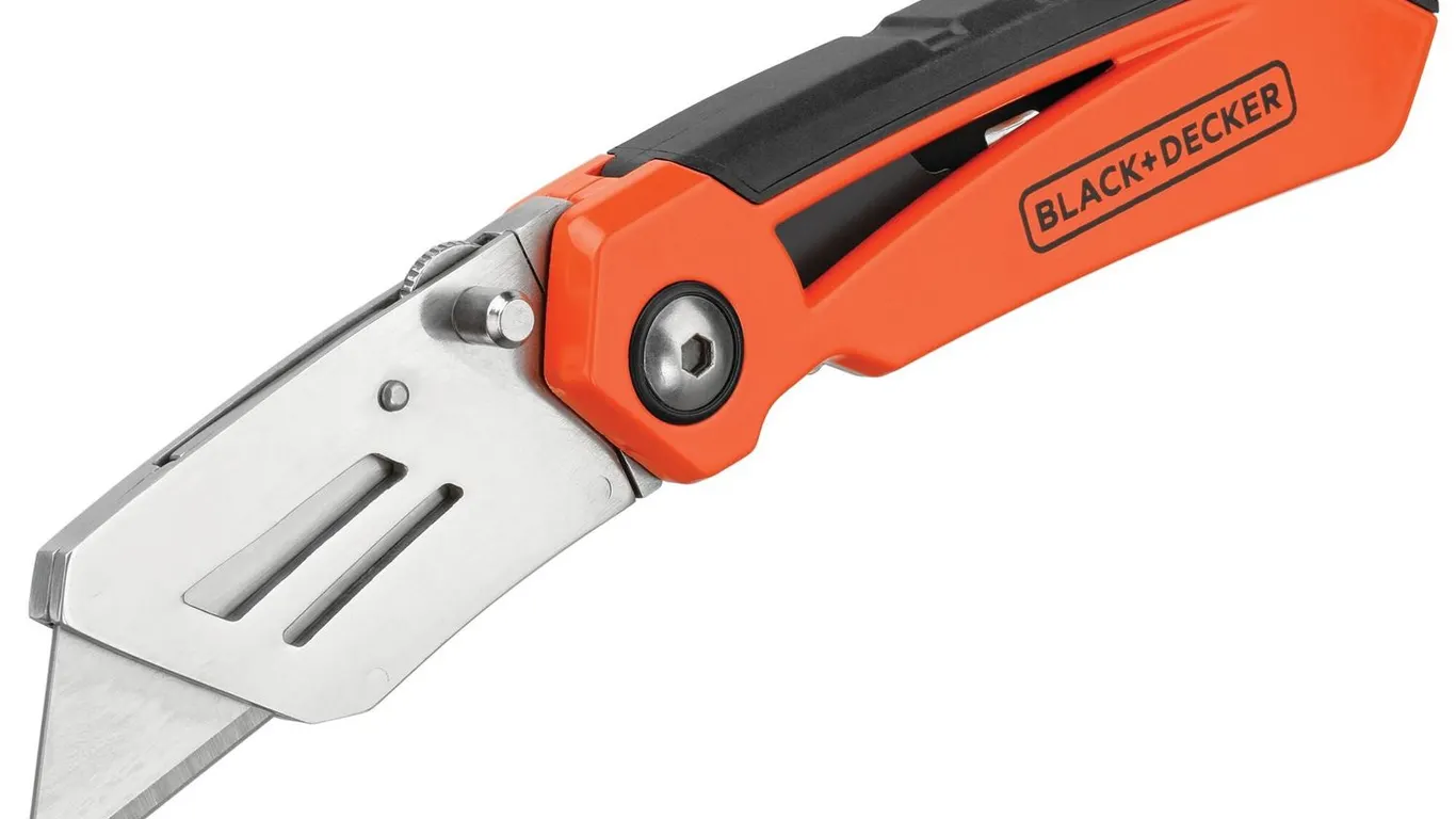 (Brand New) BLACK+DECKER Utility Knife With Blade Storage, Orange - MSRP $12.99