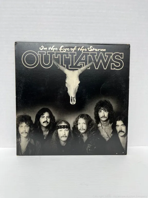 Outlaws - In The Eye Of The Storm