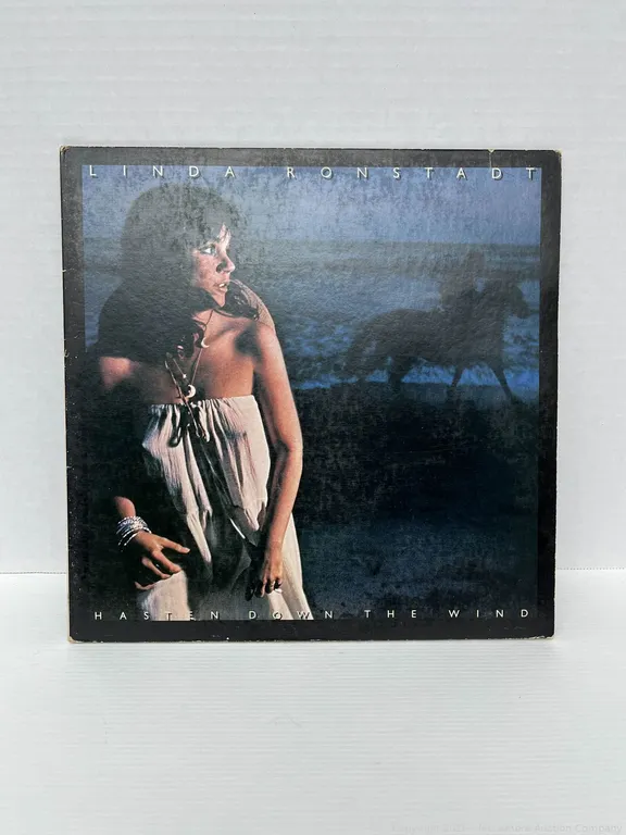 Linda Ronstadt - Hasten Down The Wind