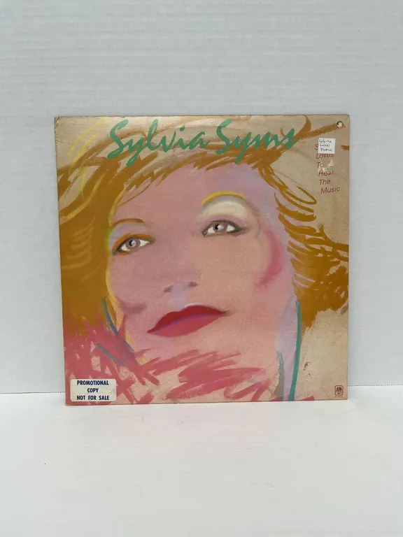 Sylvia Syms - She Loves To Hear The Music