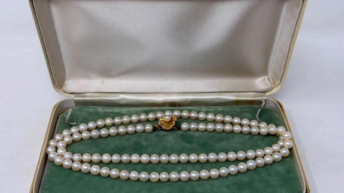29-Inch Cultured Pearl Necklace With 14K Gold Leaf Clasp