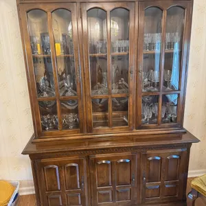 Ethan Allen China Cabinet