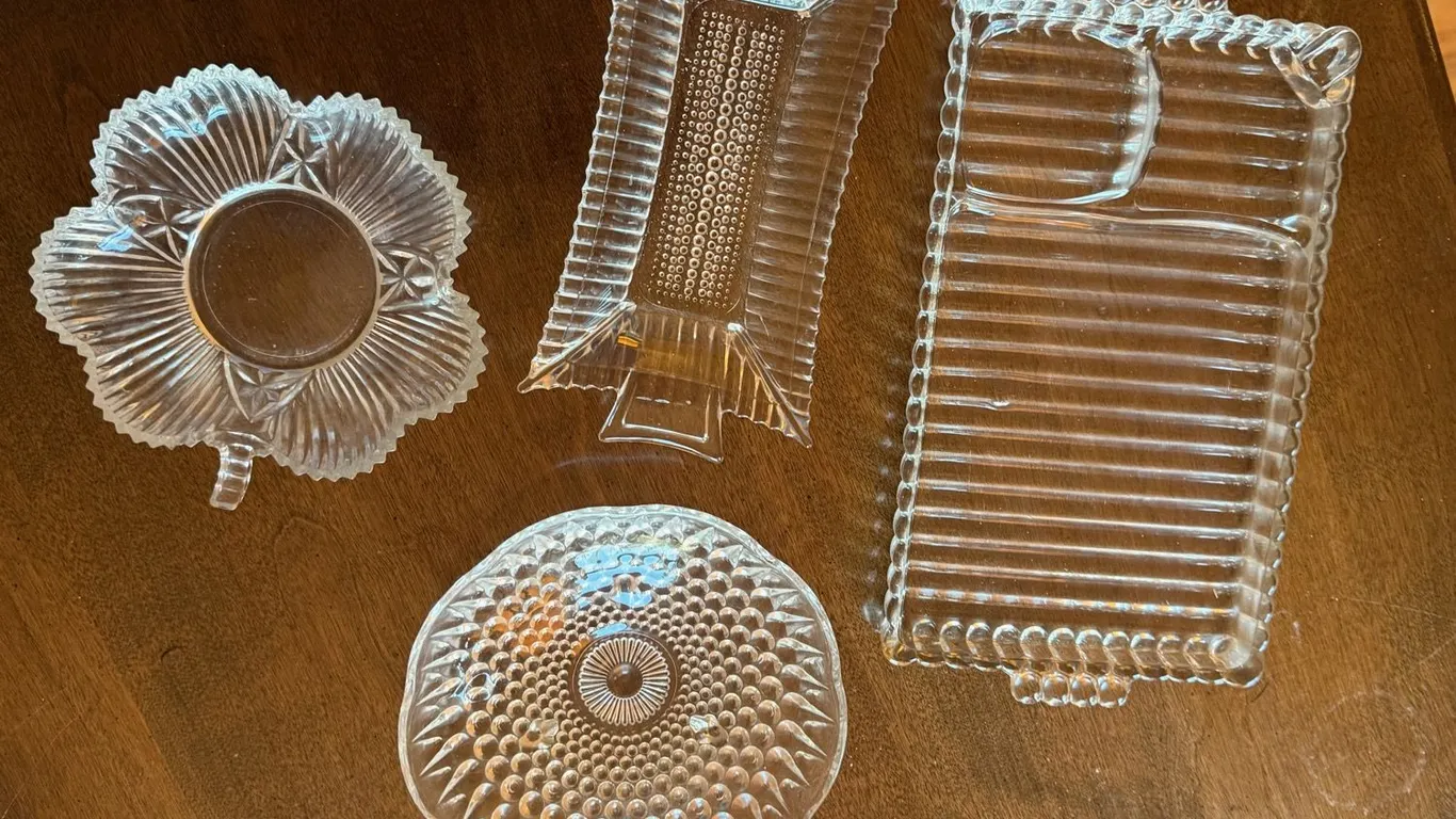 Mod Serving Dishes