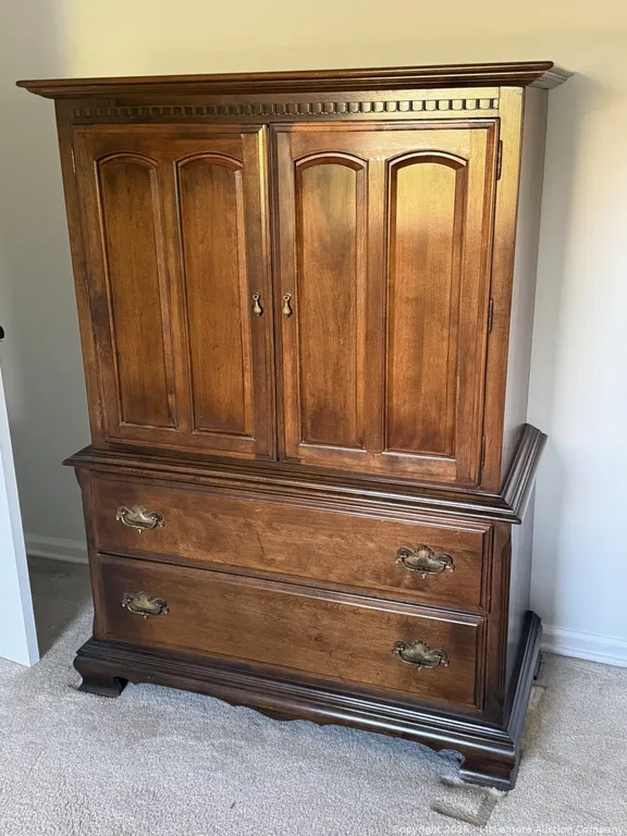 Ethan Allen Dresser