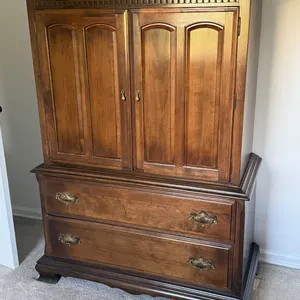 Ethan Allen Dresser