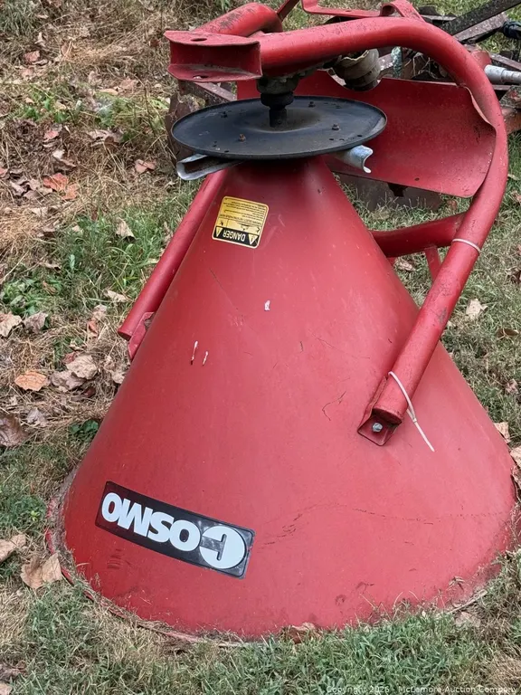 Cosmo Three-Point Spreader