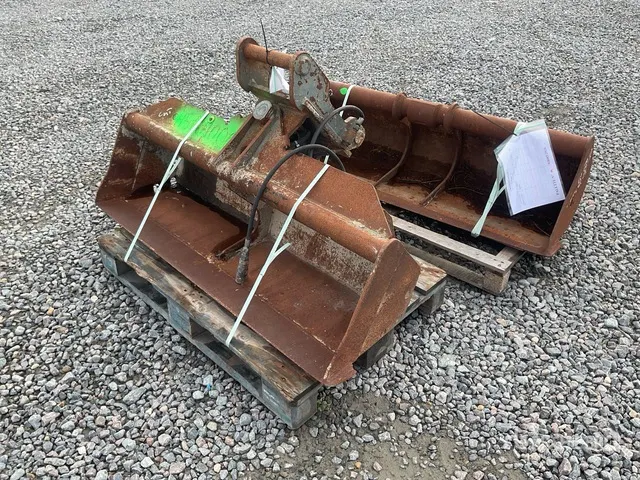 Q/C Cleanup Excavator Bucket