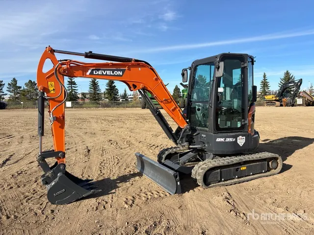 2023 Develon DX35Z-7 Mini Excavator