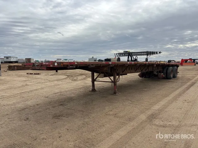 2007 Lode King 48 ft Tri/A Flatbed Trailer