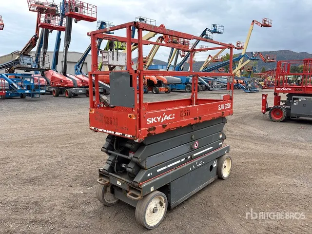 2018 Skyjack SJ3226 Electric Scissor Lift