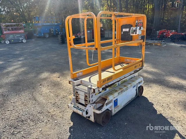 2017 Hybrid HB-1430 Electric Scissor Lift
