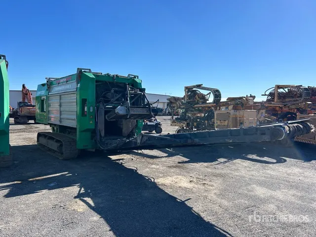 2011 Komptech Terminator 5000S Tracked Shredder