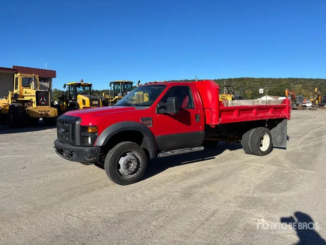 2010 Ford F-450 XL 4x4 Dump Truck