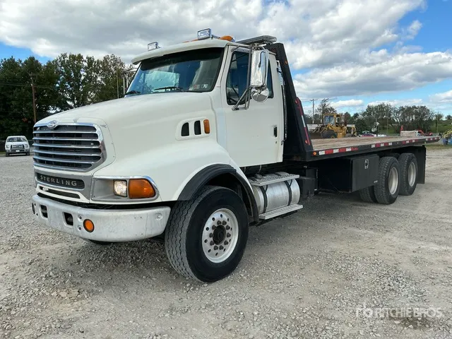 2000 Sterling L9500 6x4 Rollback Truck