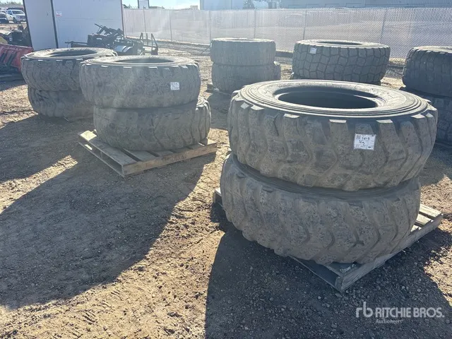 Quantity of (6) Bridgestone 17.5R25 Tires