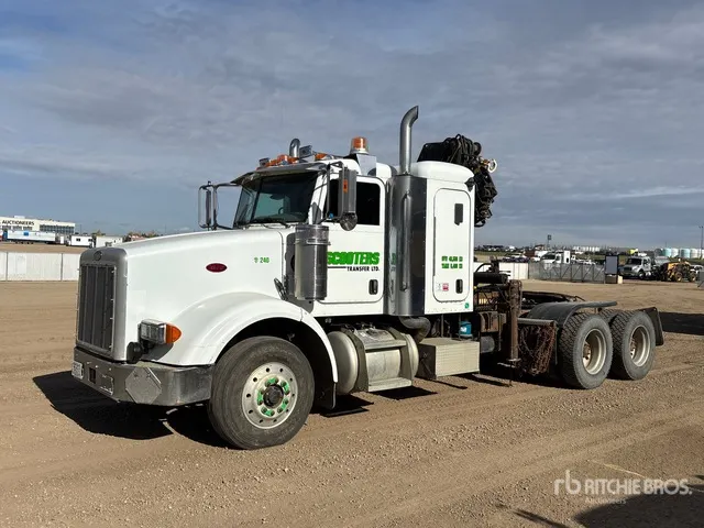 2001 Hiab 200C-3 7000 kg Knuckle Boom on 2005 Peterbilt 378 6x4 Sleeper Boom Truck
