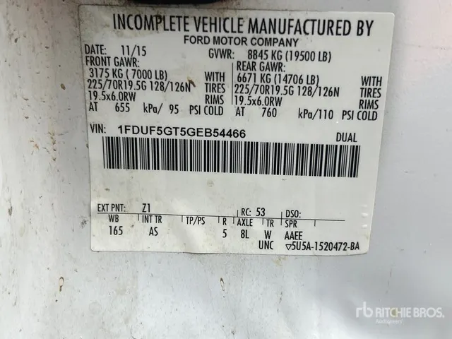 2016 Ford F-550 XL 4x2 Flatbed Truck