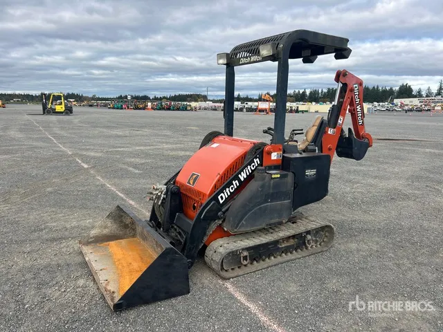 2010 Ditch Witch XT855 Tracked Backhoe Loader