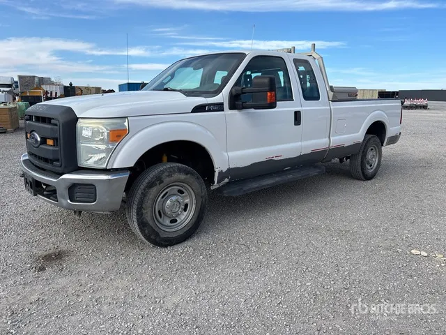 2016 Ford F-250 4x4 Extended Cab Pickup