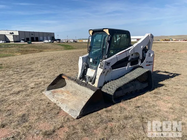2016 Bobcat T770 Two-Speed Compact Track Loader