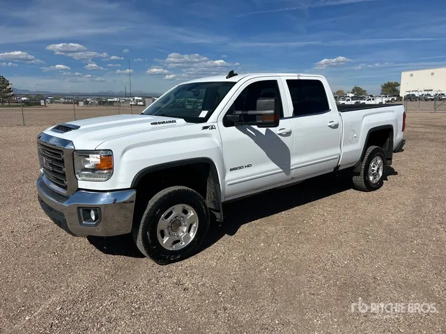 2019 GMC 2500 Z71 4x4 Crew Cab Pickup