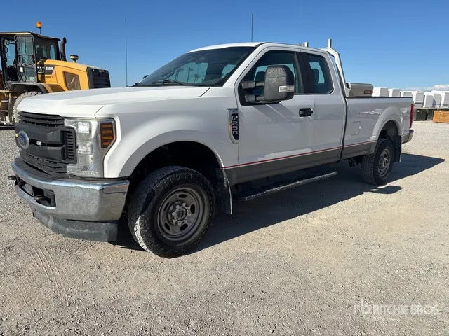 2019 Ford F-250 XL 4x4 Extended Cab Pickup