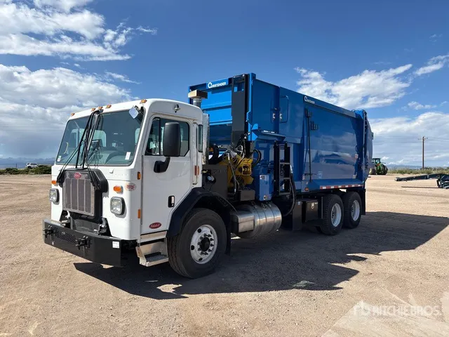 2025 Peterbilt 520 6x4 Side Loader Waste Collection Truck