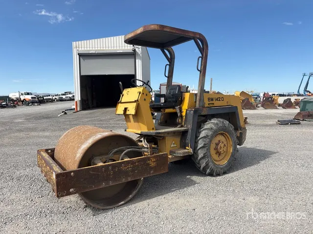 1989 Bomag BW142D Smooth Drum Compactor