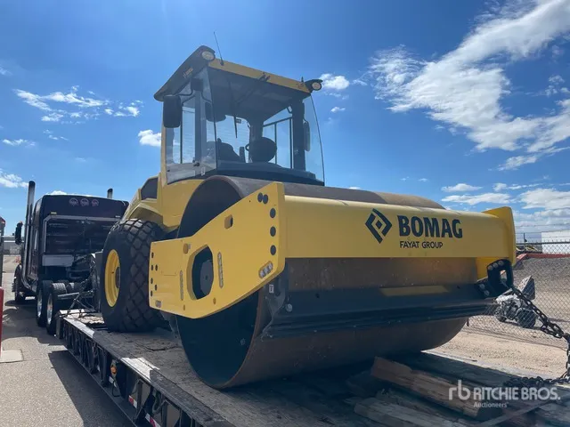 2024 Bomag BW211D-5 Smooth Drum Compactor