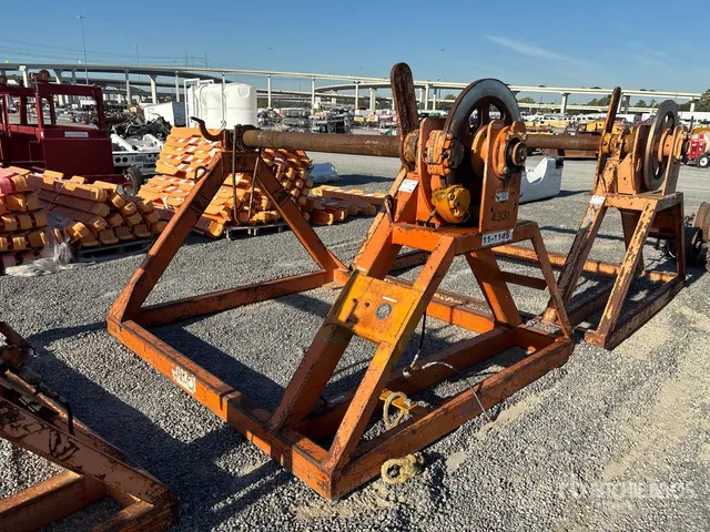 Reel Stand
