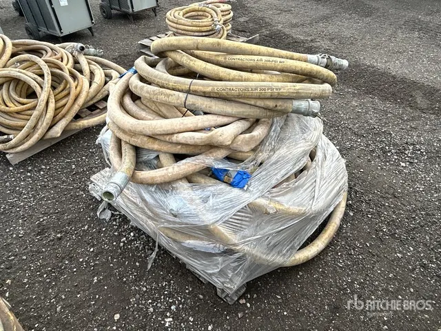 Quantity of (12) Hose Hydronic 1 1/4 in x 50 ft