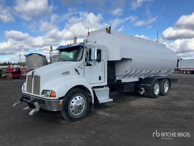 2004 Kenworth T300 6x4 Water Truck