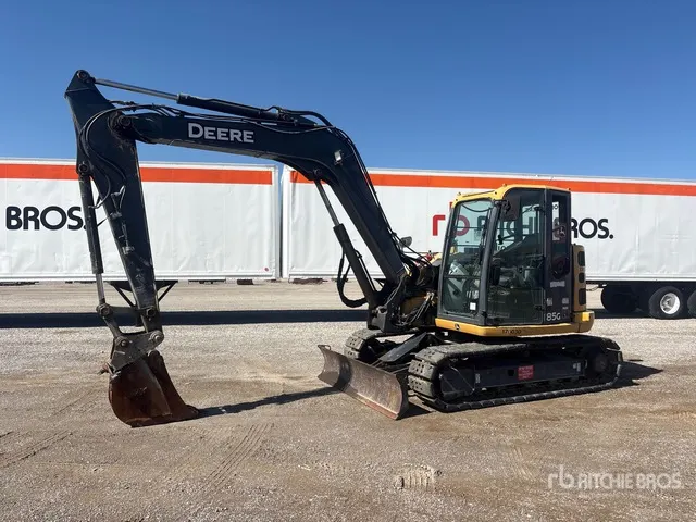 2014 John Deere 85G Tracked Excavator