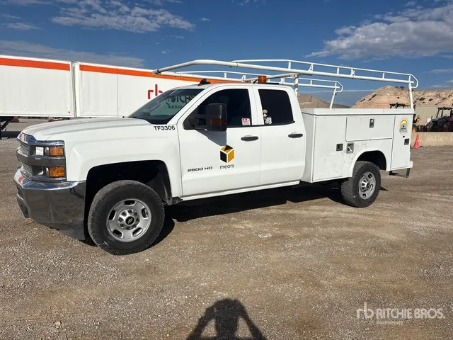 2019 Chevrolet Silverado 2500HD 4x4 Extended Cab Utility Truck
