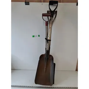 **(3) Small Scoop-Style Shovels