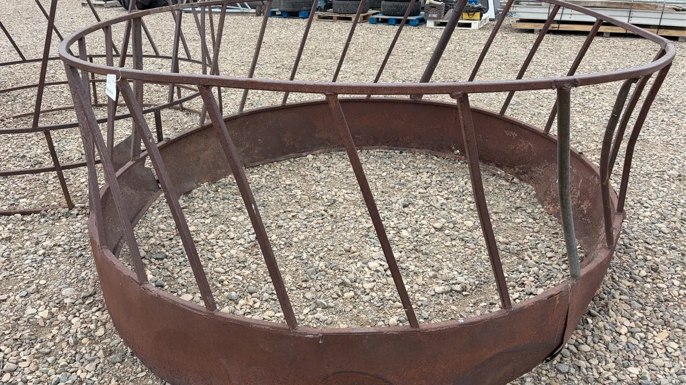 Round Bale Feeder