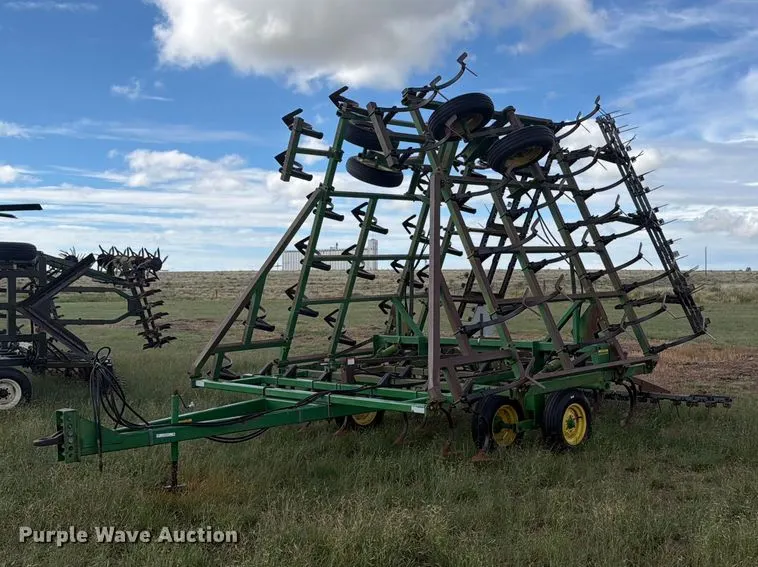 John Deere field cultivator