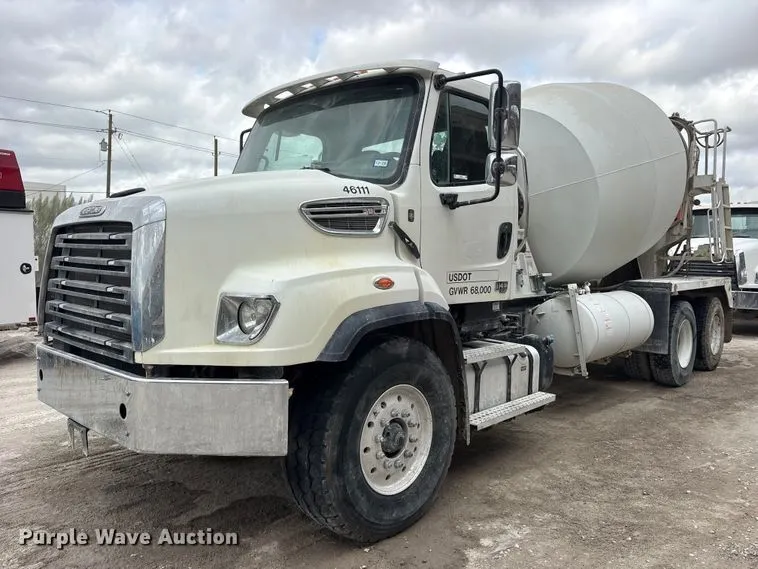 2024 Freightliner 114SD ready mix truck