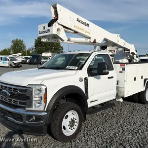 2024 Ford F550 Super Duty bucket truck