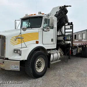 2002 Kenworth T800 crane truck