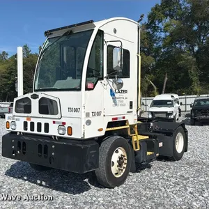 2020 Autocar Xspotter yard truck
