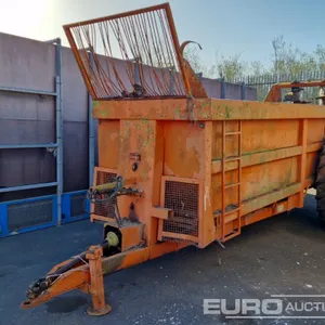 Single Axle Draw Bar PTO Driven Muck Spreader 