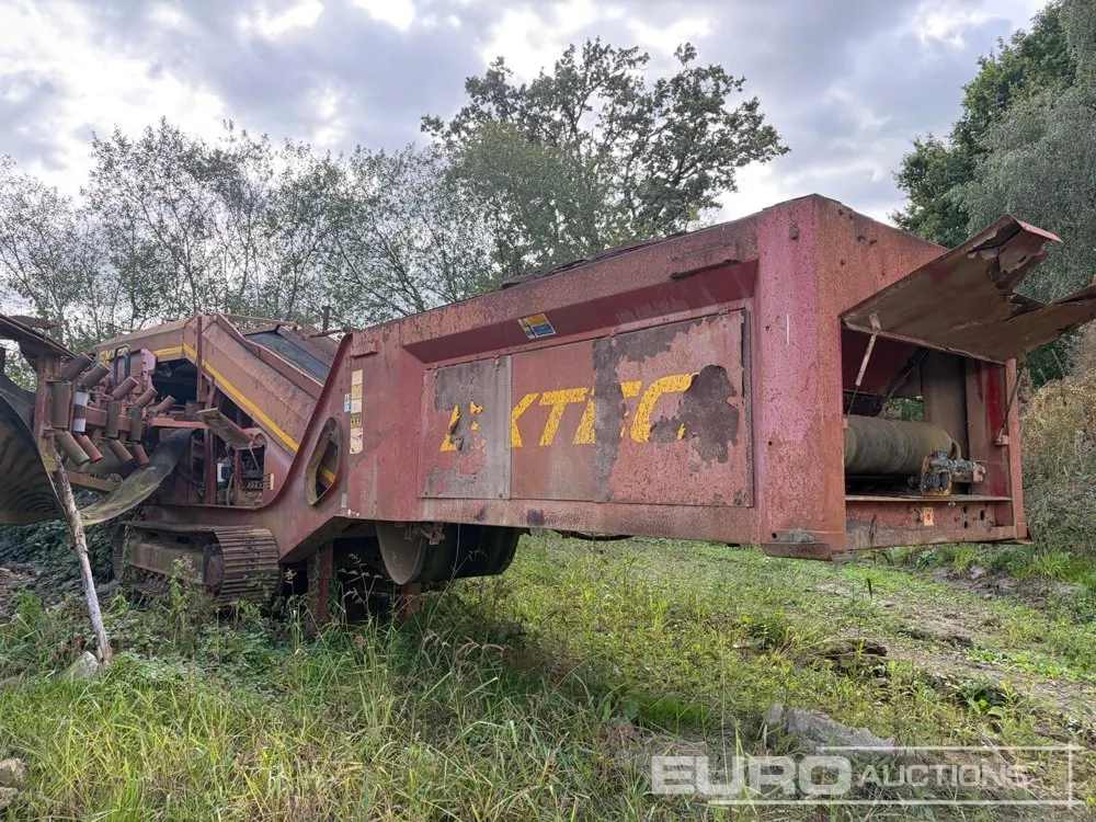 2006 Extec S5 Tracked and Wheeled Mobile Screener