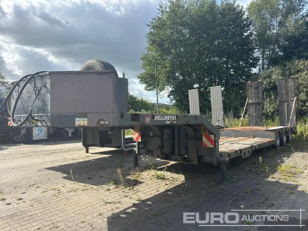 Wilhelm STL48 Tri Axle Low Loader Trailer with Ramps