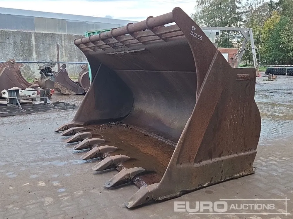 Lehnhoff 122" Loading Bucket to suit Wheeled Loader