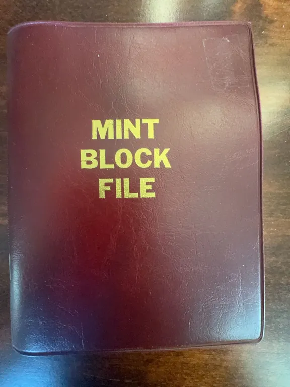 Mint Block File With Canadian Stamp Blocks 32¢ 64¢ 1$ Various Designs